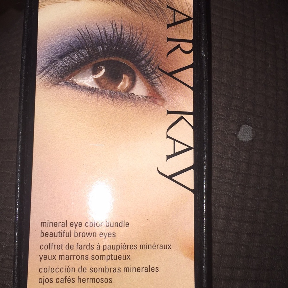 Mary Kay Mineral Eye. Color